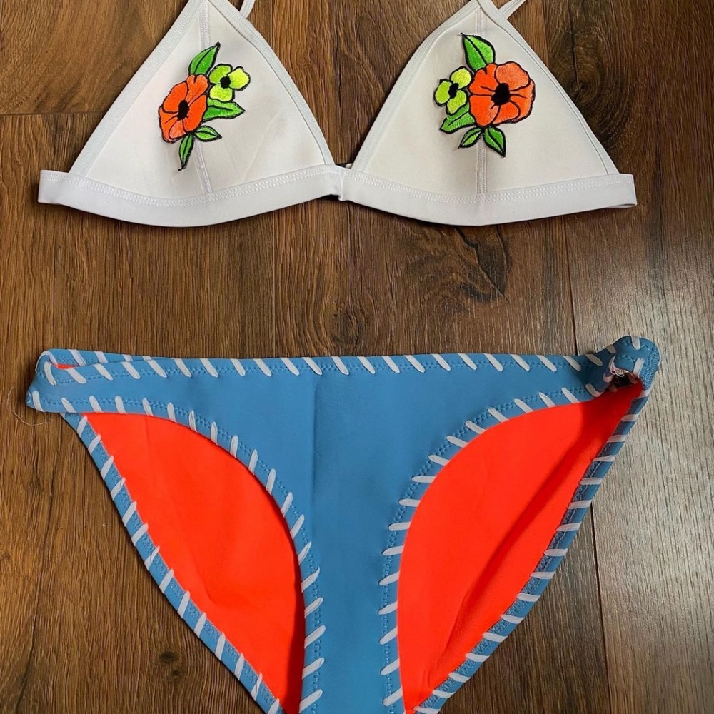 Triangl swimsuit size large neoprene